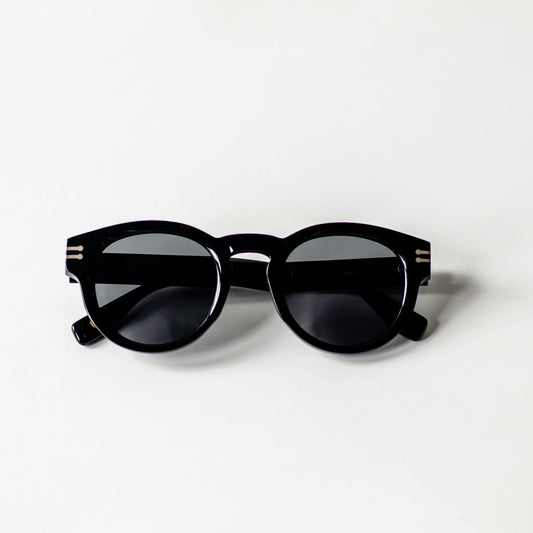 Soletti Yoni — Black Black Lense (1/7)